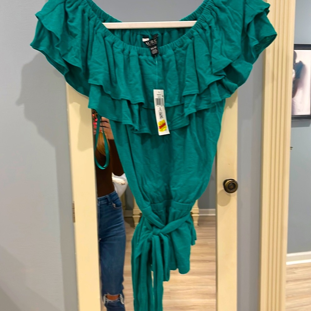Sleeveless ruffle top by Ralph Lauren NWT